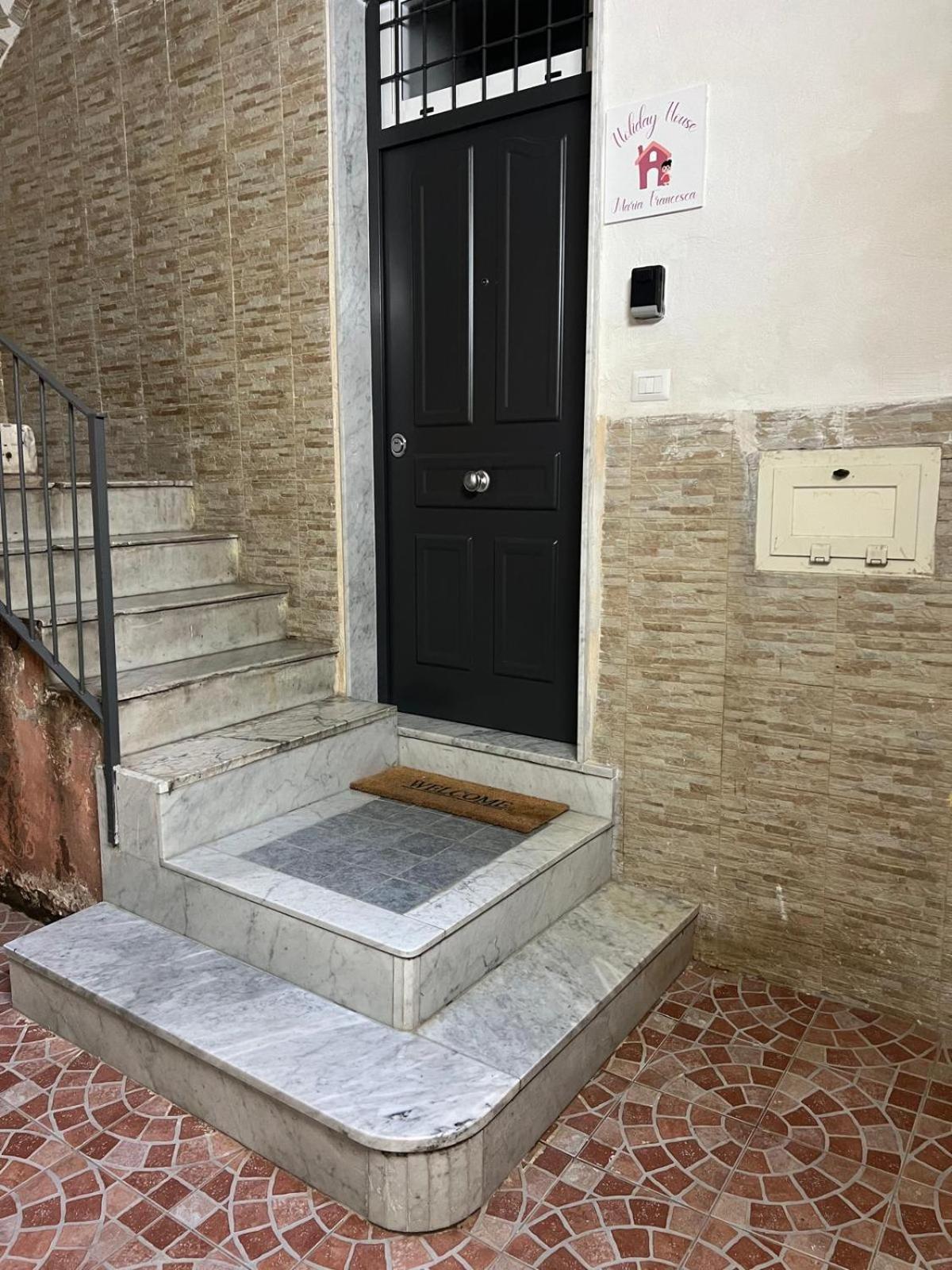Holiday House Maria Francesca Napoli Exterior foto